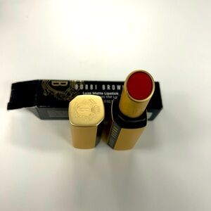 NIB Bobbi Brown Lipstick